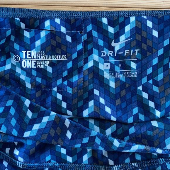 Nike Power Legend Cube Print Training Capri Tight - Picture 5 of 13